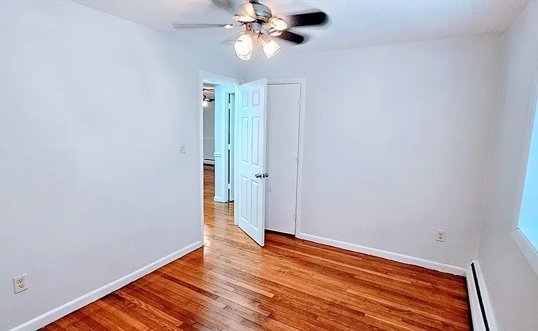 7 Oakcrest Rd #6 — Photo 8
