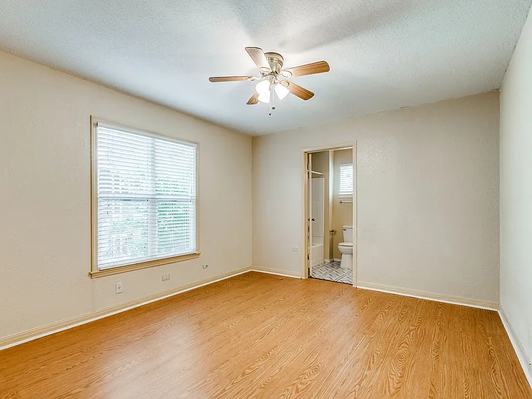 322 Byrnes Dr — Photo 14