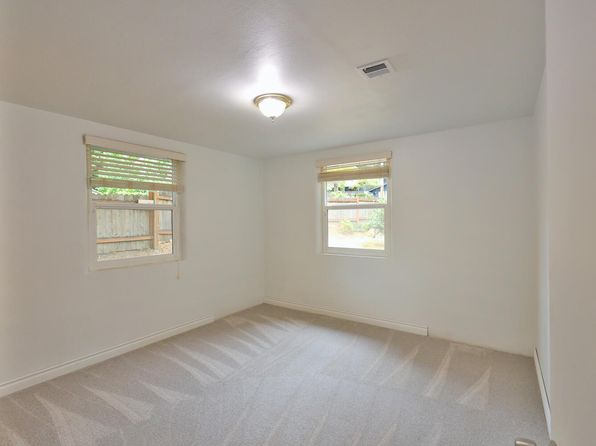 11032 40th Ave NE Unit A