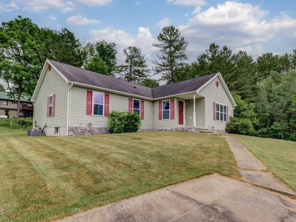 102 Lake Drive, Northville, NY 12134