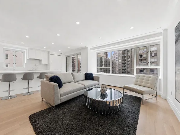 200 E 66th St APT D1102, New York, NY 10065