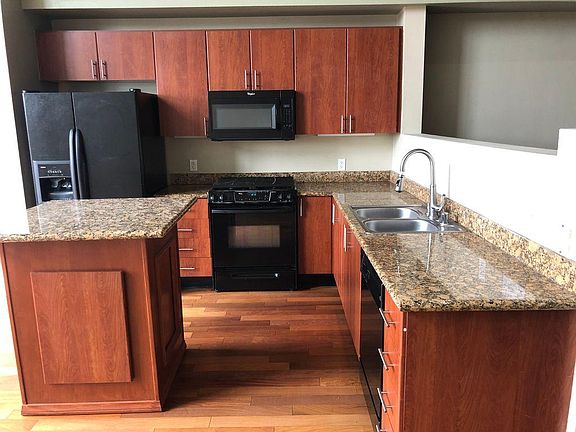5th image of 1465 C St Unit 3612