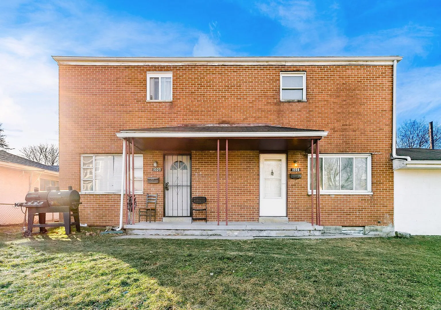 1501 Linwood — Photo 4