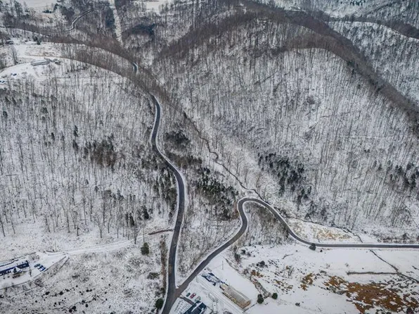 New Garden Rd, Cleveland, VA 24225