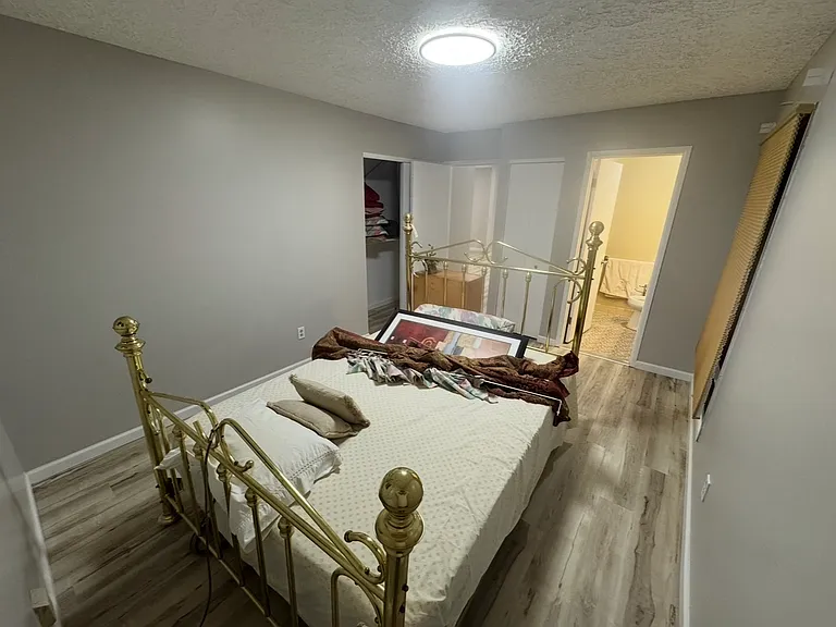 34647 Bristol St — Photo 12