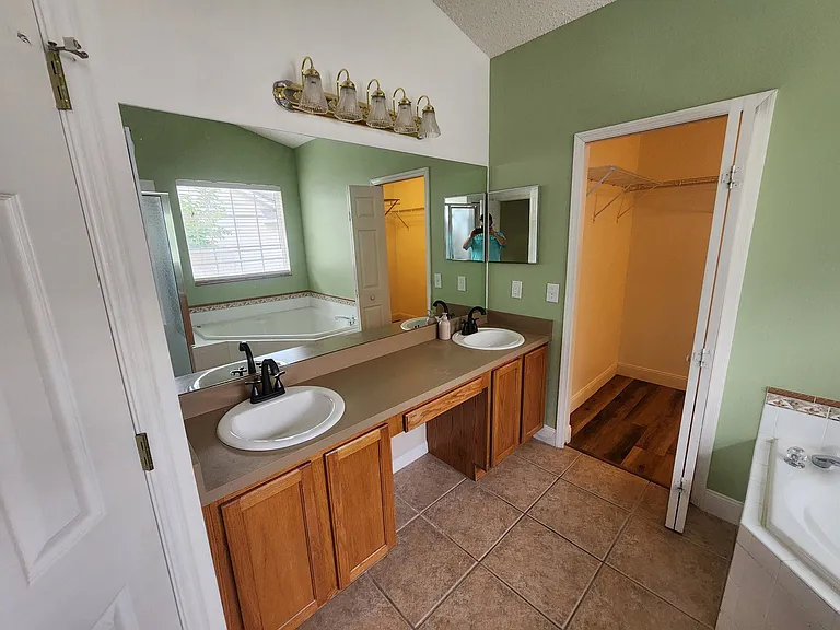 1415 Bent Oaks Blvd — Photo 7