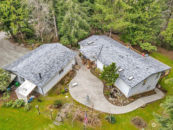 3rd image of 19221 106th Avenue NE