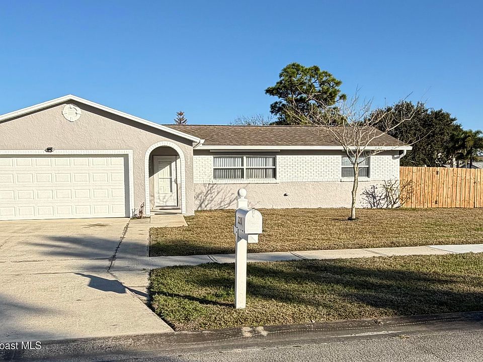 1st image of 220 Cinnamon Lake Cir