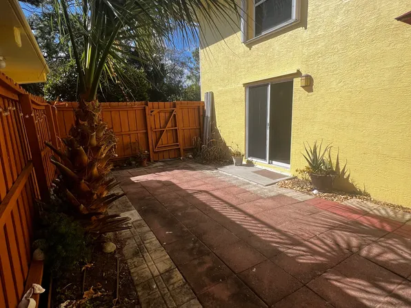 11195 Roseland Rd #1, Sebastian, FL 32958