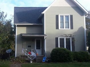 436 W Sibley St, Howell, MI 48843