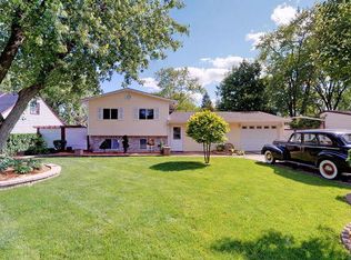 133 Vernon Dr, Bolingbrook, IL 60440