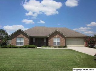 121 Marysa Dr, Huntsville, AL 35811