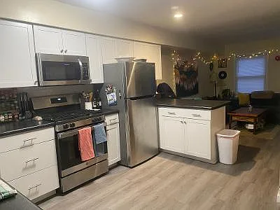 47 Hyde St #2