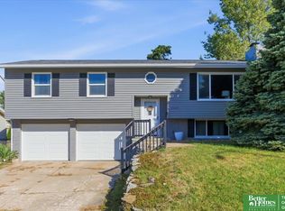 8464 Orchard Ave, Omaha, NE 68127