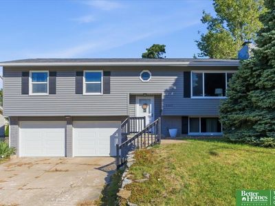 8464 Orchard Ave, Omaha, NE, 68127