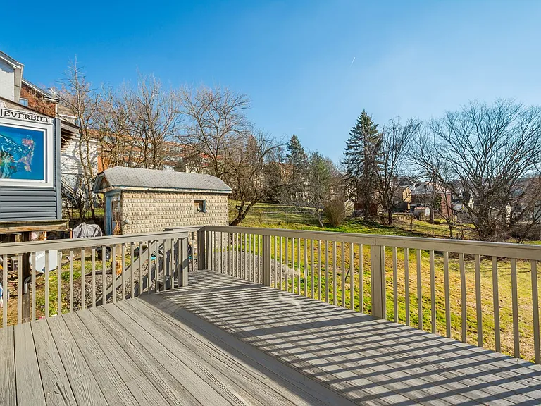 115 W Cherryhill St — Photo 24