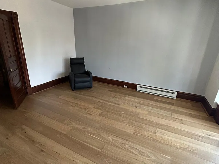 109 Boas St #2 — Photo 7