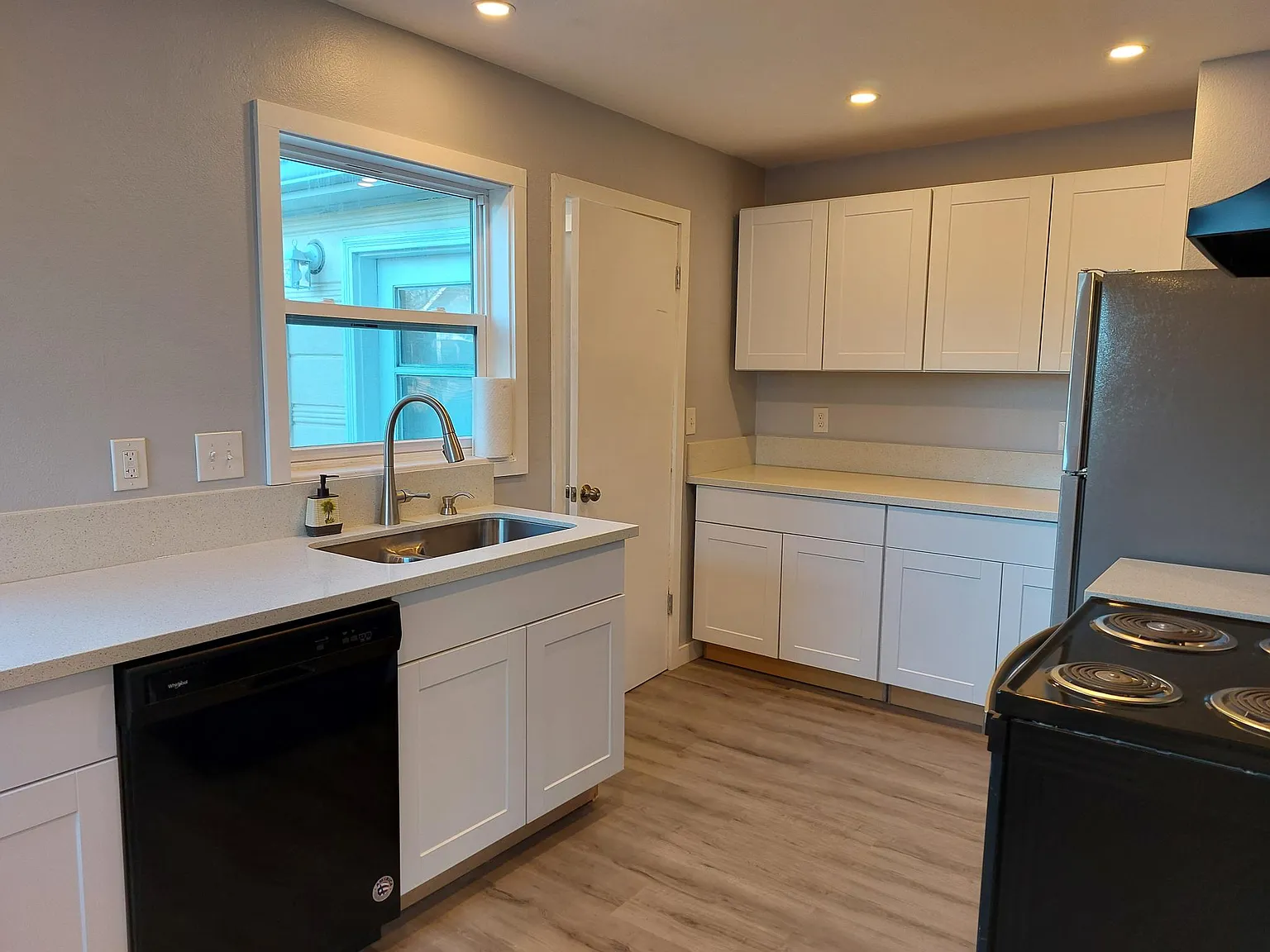 3345 SE 56th Ave — Photo 4
