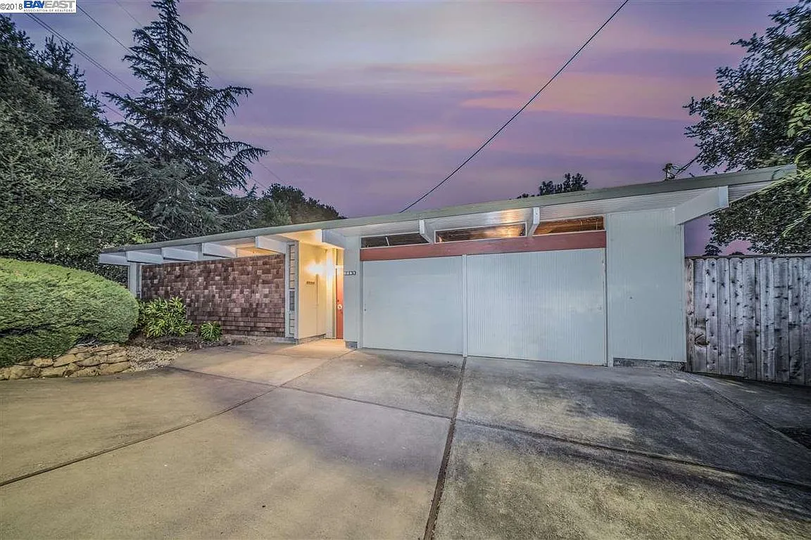 5281 Greenridge Rd photo 1