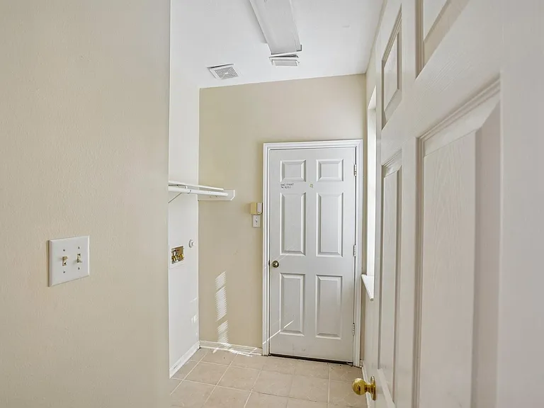 15415 Truslow Point Ln — Photo 16