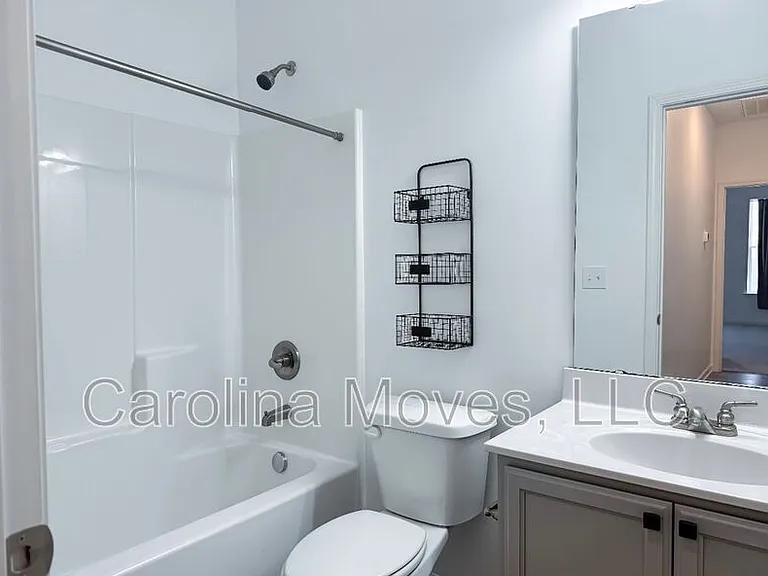 39 Mossycup Rd — Photo 12