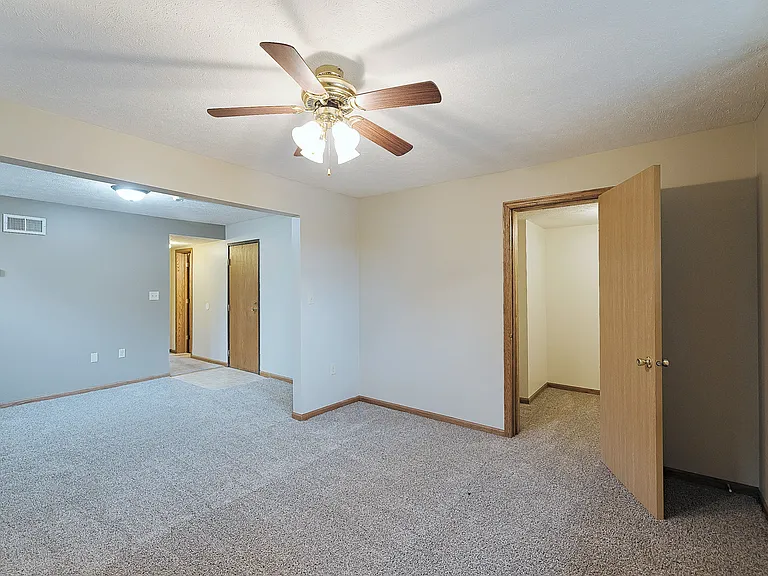 1141 S 10th St #5 — Photo 3