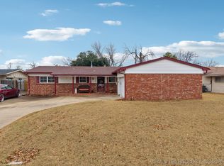 8564 E 31st Pl S, Tulsa, OK 74145