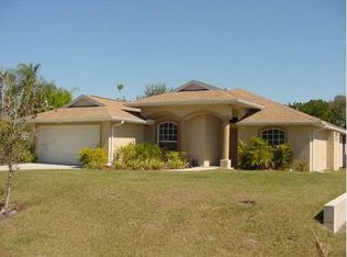 3225 Hart Way, Sarasota, FL 34232