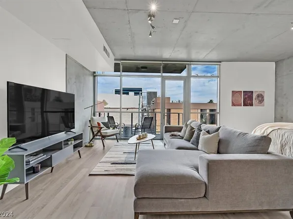 353 E Bonneville Ave, Las Vegas, NV