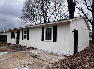 3927 Dearborn St, Memphis, TN 38109