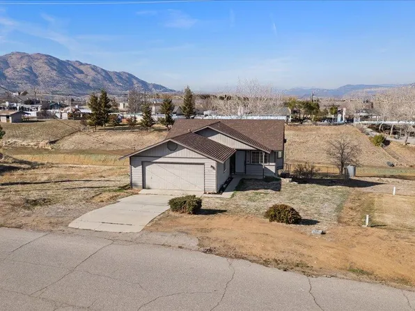 21671 Foothill Dr, Tehachapi, CA 93561