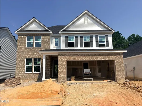 521 Crescent Wood Trl, Zebulon, NC 27597