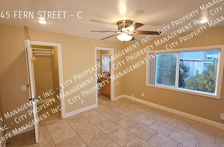 1645 Fern St #C — Photo 9