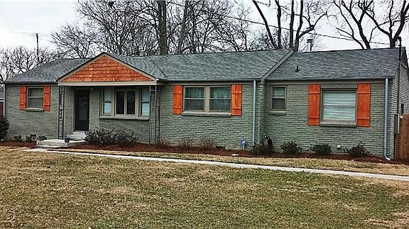 2nd image of 2623 Lakeland Dr