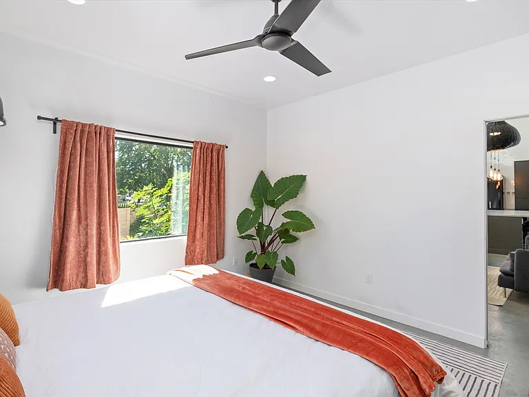802 W Elwood Dr — Photo 18