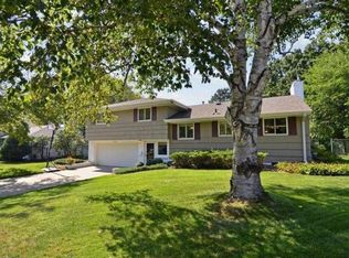 6704 Southdale Rd, Edina, MN 55435