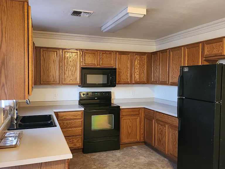 5960 E Fox Hollow Ln — Photo 2