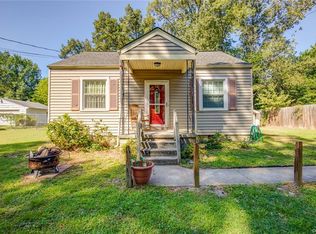 14110 Pine St, Chester, VA 23831