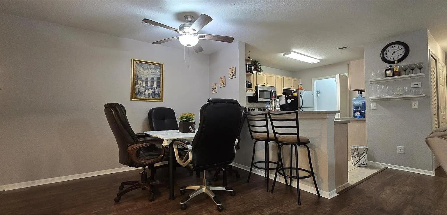 3 bed, 2.0 bath, 1193 sqft, $2,800 — Photo 4