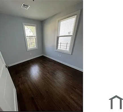 3 bed, $2,997 — Photo 4