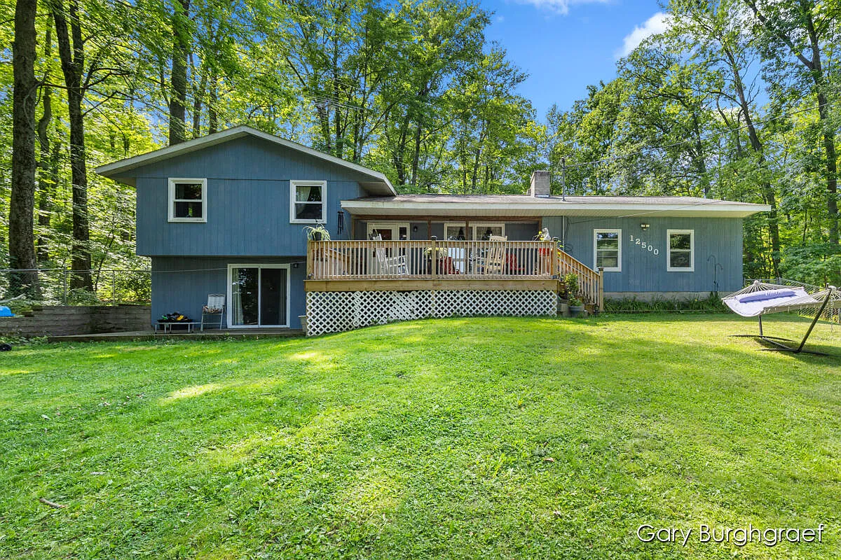12500 Woodland Park Dr NE photo 1