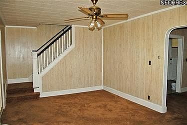 5th image of 830 Caledonia Ave