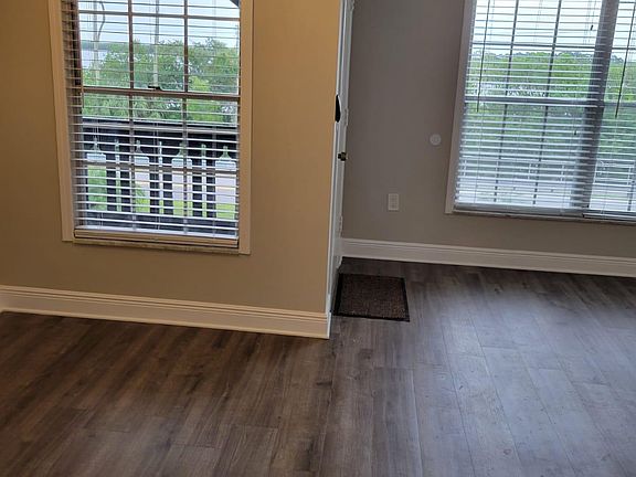 5th image of 220 N Bayshore Blvd