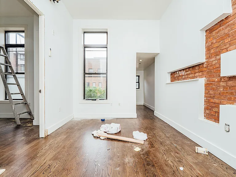 72 Maujer St #1F — Photo 4