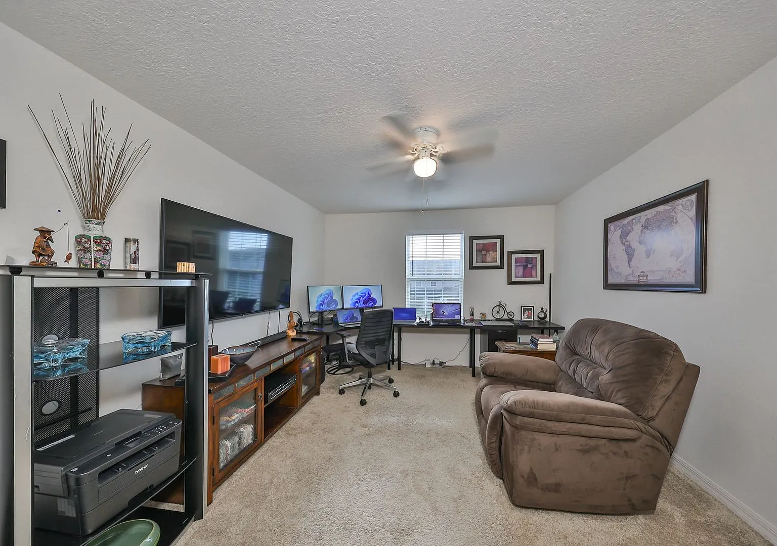 Beautiful Townhome at Madison Village! — Photo 2