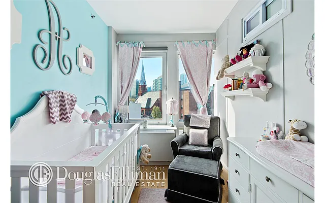 Sold by Douglas Elliman | media 17