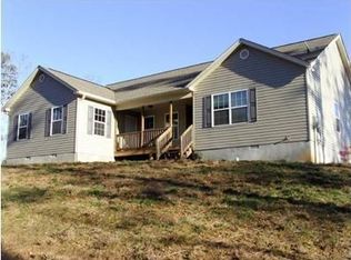 166 Chestnut Ridge Dr, Dahlonega, GA 30533