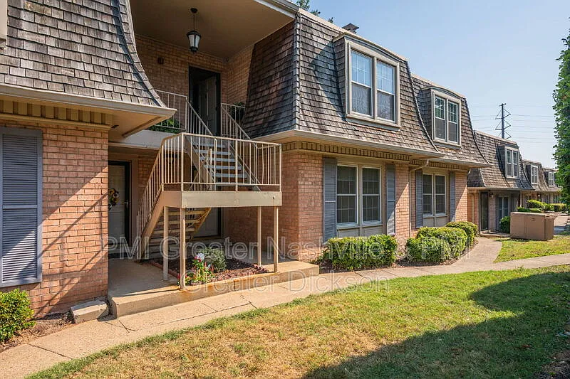 3000 Hillsboro Pike #48