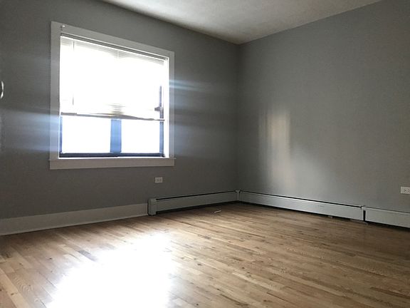 5th image of 2620 W Foster Ave APT 1N