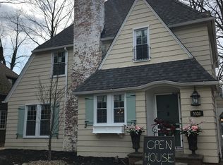 3320 Lansmere Rd, Shaker Heights, OH 44122